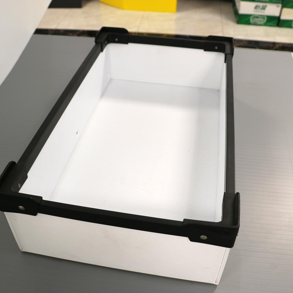 Hollow sheet containers made from PP corrugated plastic for packaging and logistics